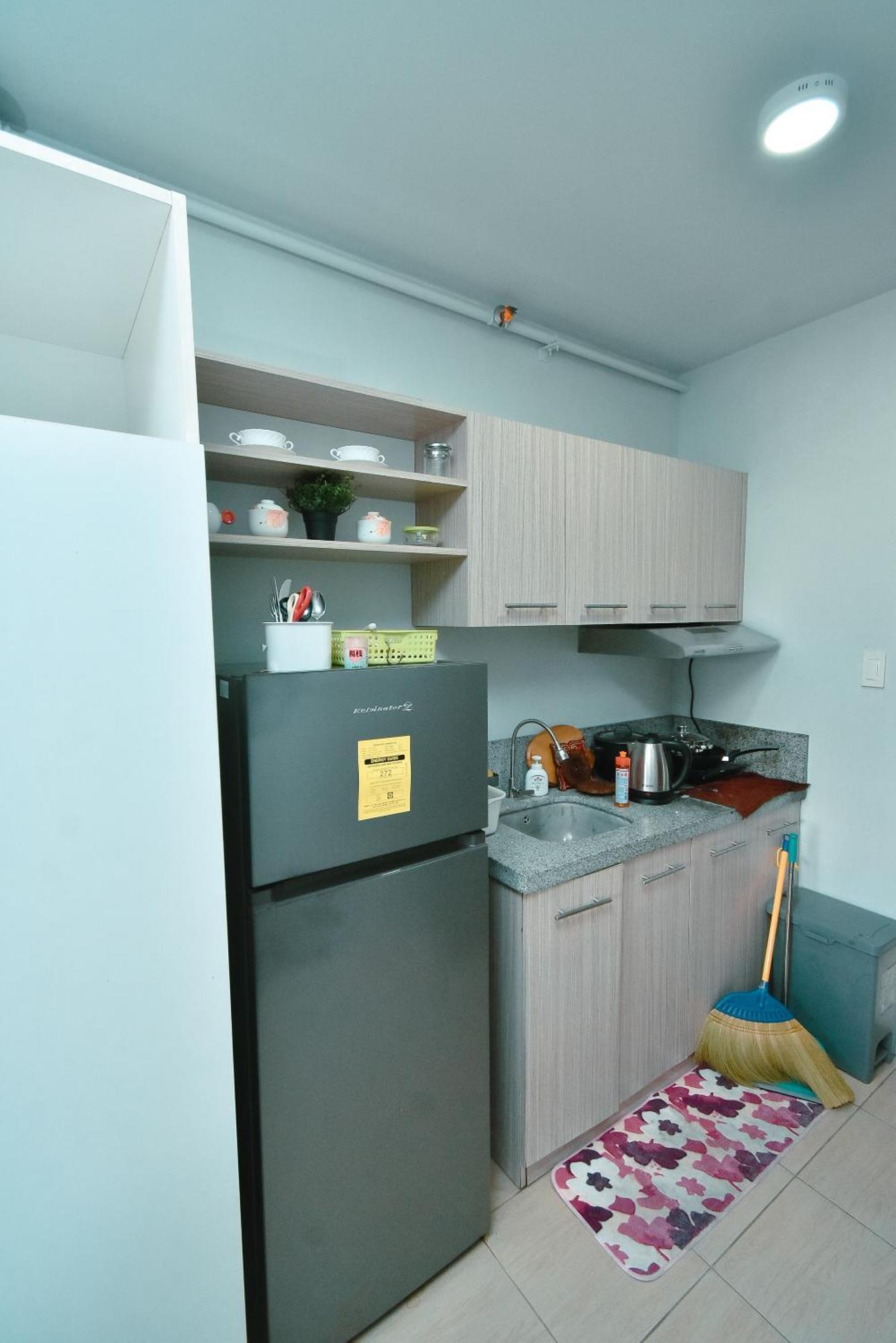 Aparthotel Cozy Unit With Free Pool, Netflix & Wifi In Alabang Crq3 à Muntinlupa City Extérieur photo